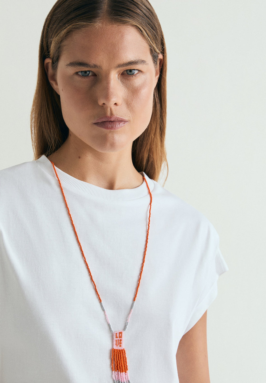 SHORT SLEEVE T-SHIRT WITH PENDANT