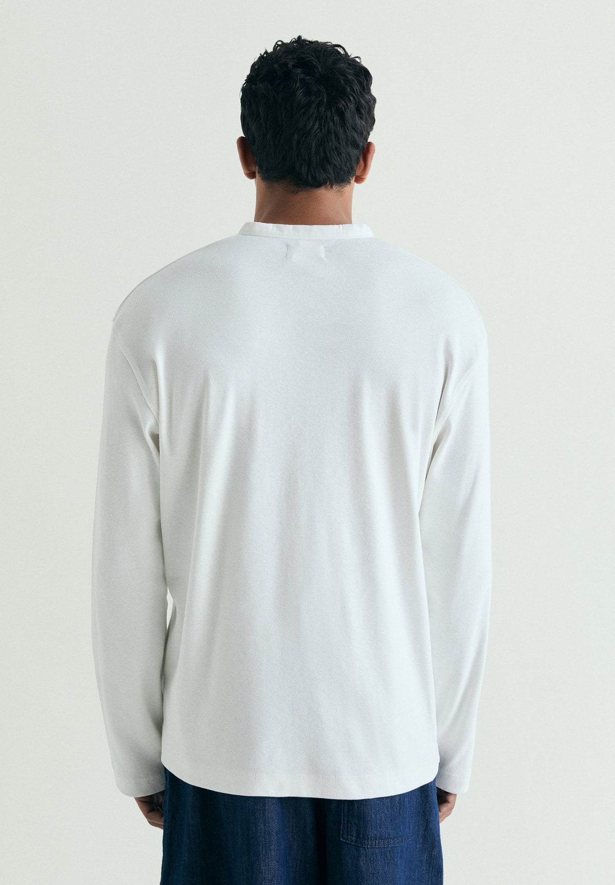 HENLEY COLLAR T-SHIRT