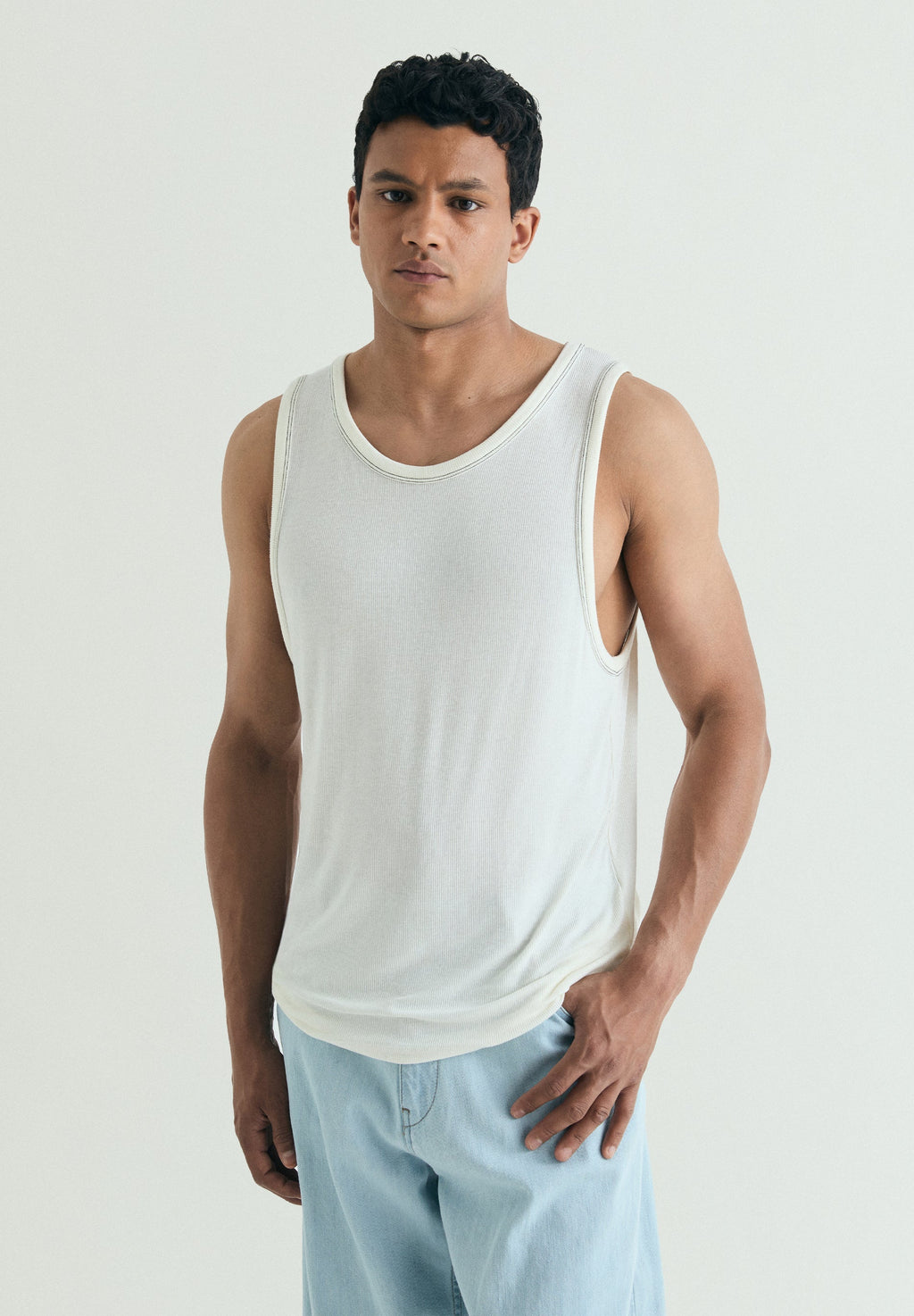 TANK TOP WITH CONTRAST STITCHING