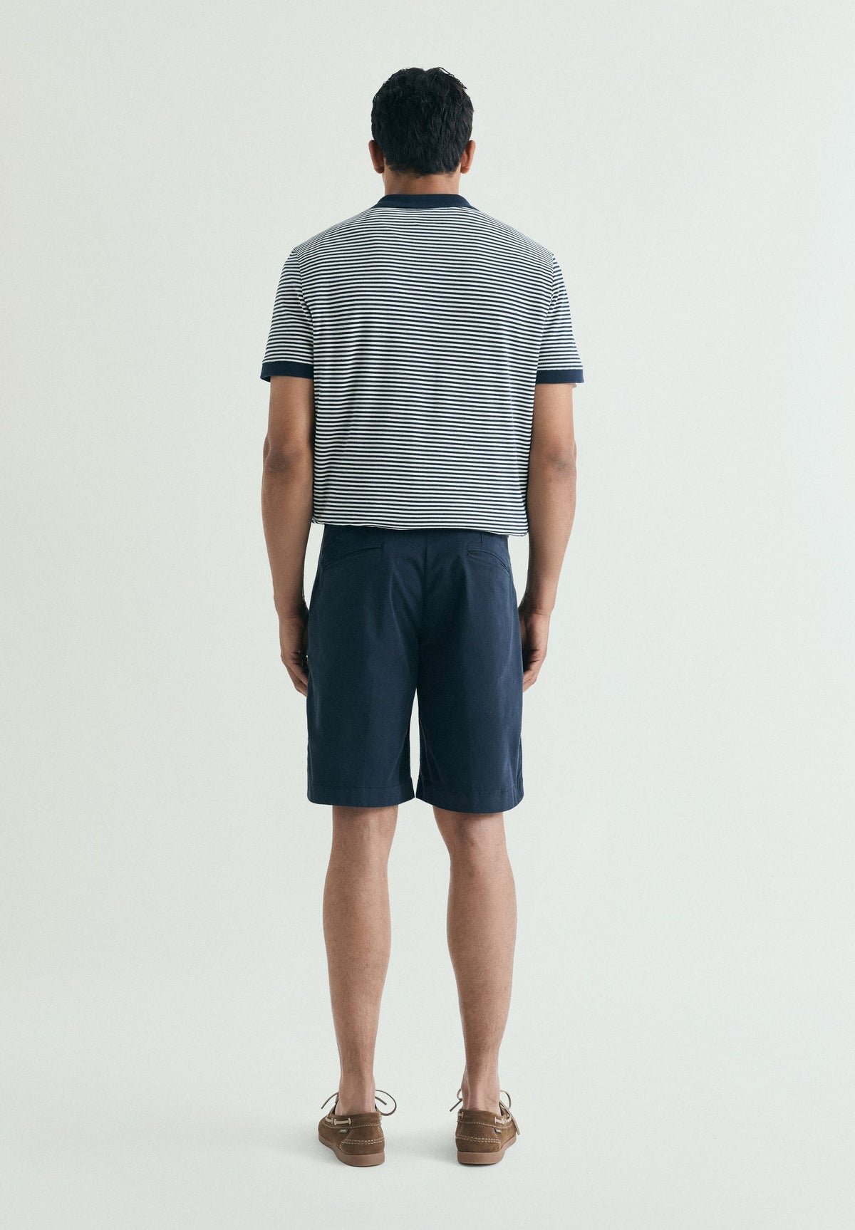 BERMUDA SHORTS WITH FRONT DARTS