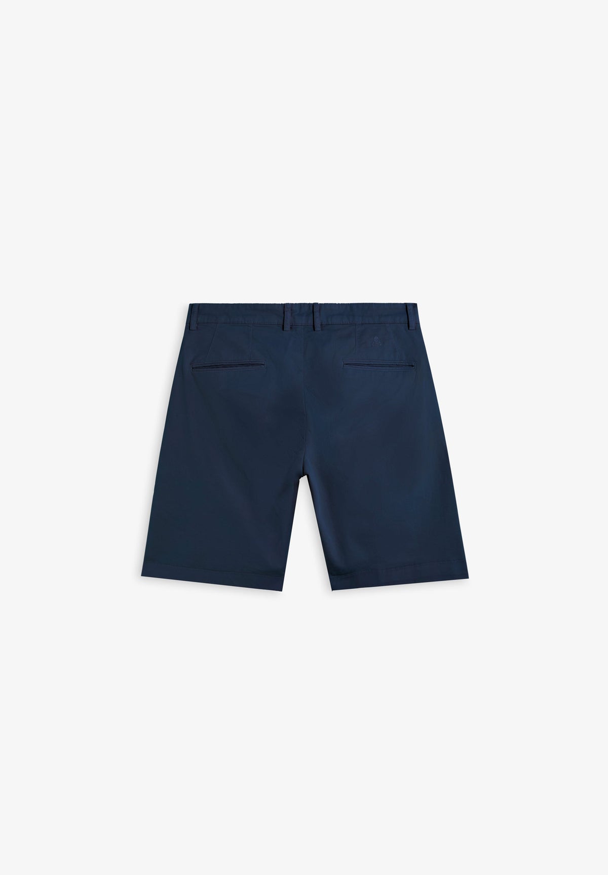 BERMUDA SHORTS WITH FRONT DARTS