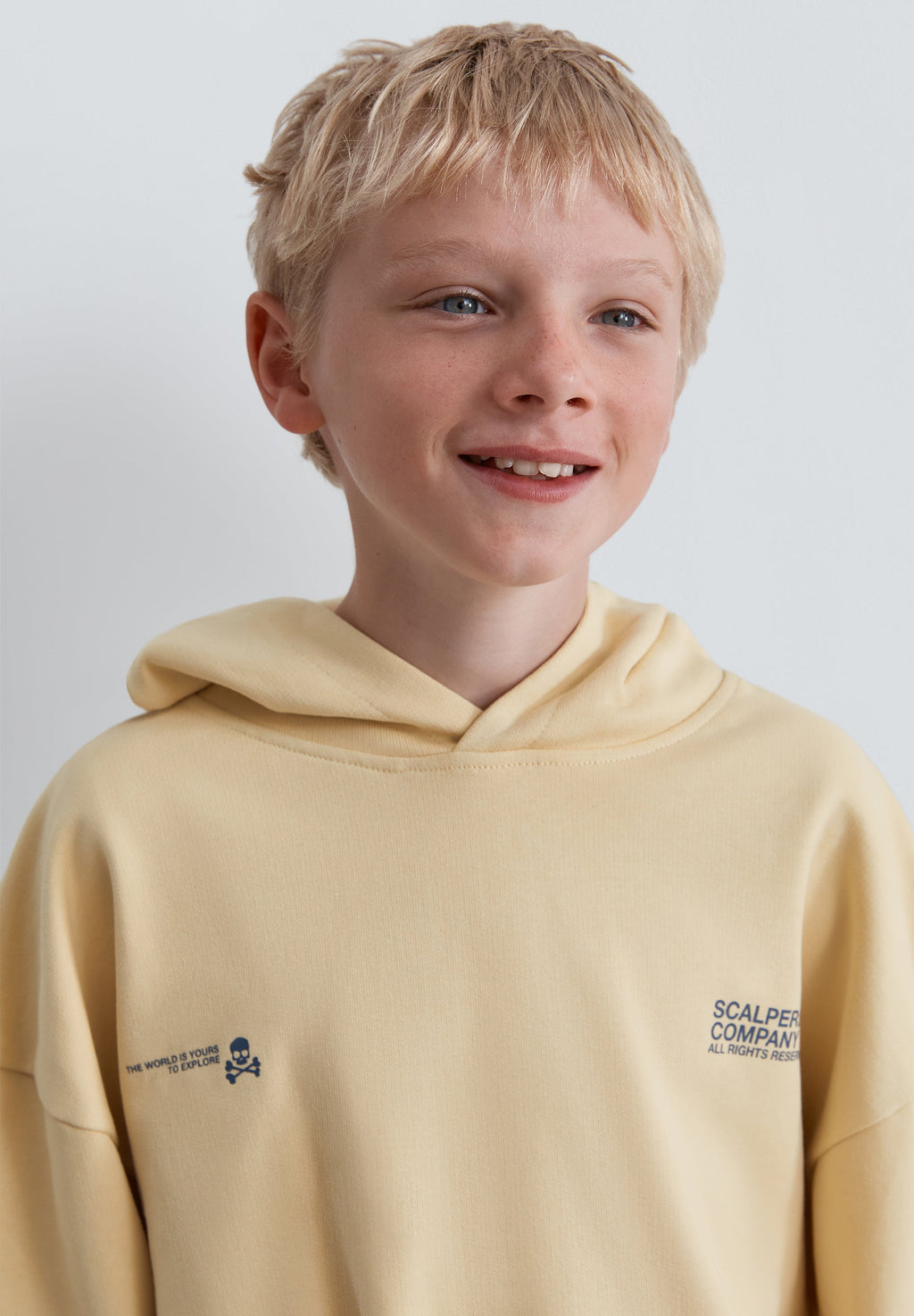 BOXY SWEATSHIRT WITH BACK LOGO