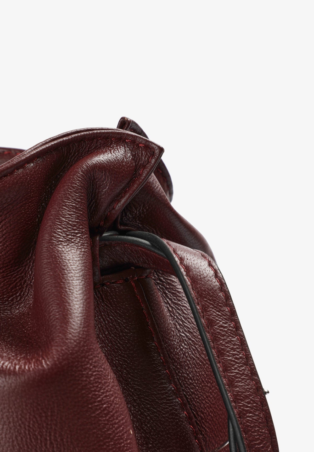 LEATHER BAG WITH STRAPS