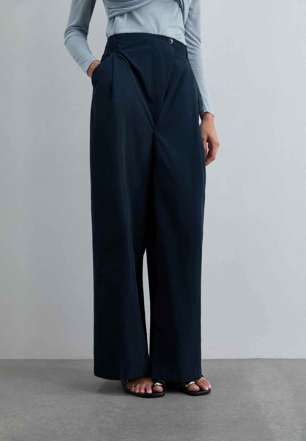 SCRF NEW TAFETA PANT
