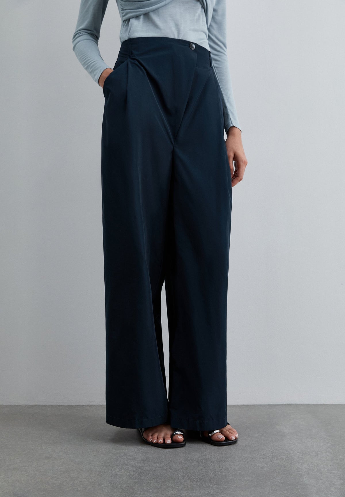 SCRF NEW TAFETA PANT