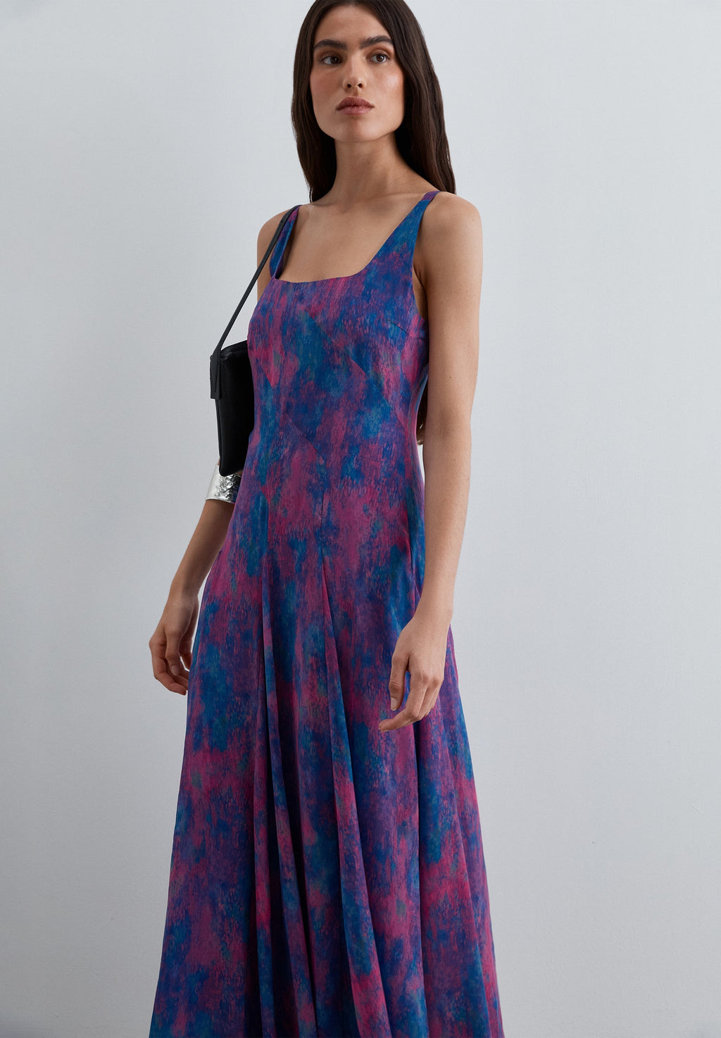 SCRF FLOWY SLIP DRESS
